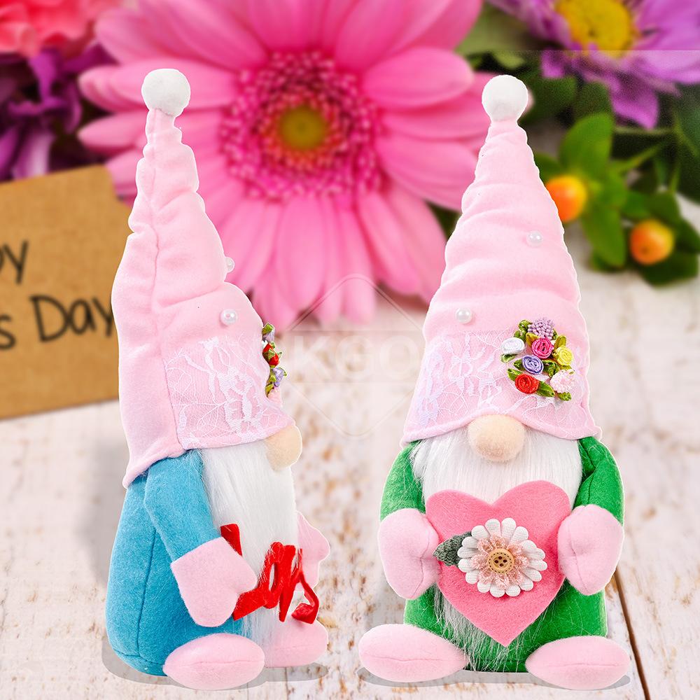 Lovely Plush Gnome With Love Heart For Mother's Day Gift