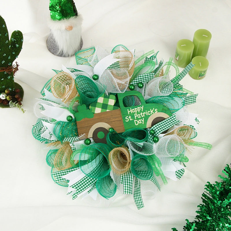 Saint Patrick's Day Clover Wreath With Wooden Car Sign