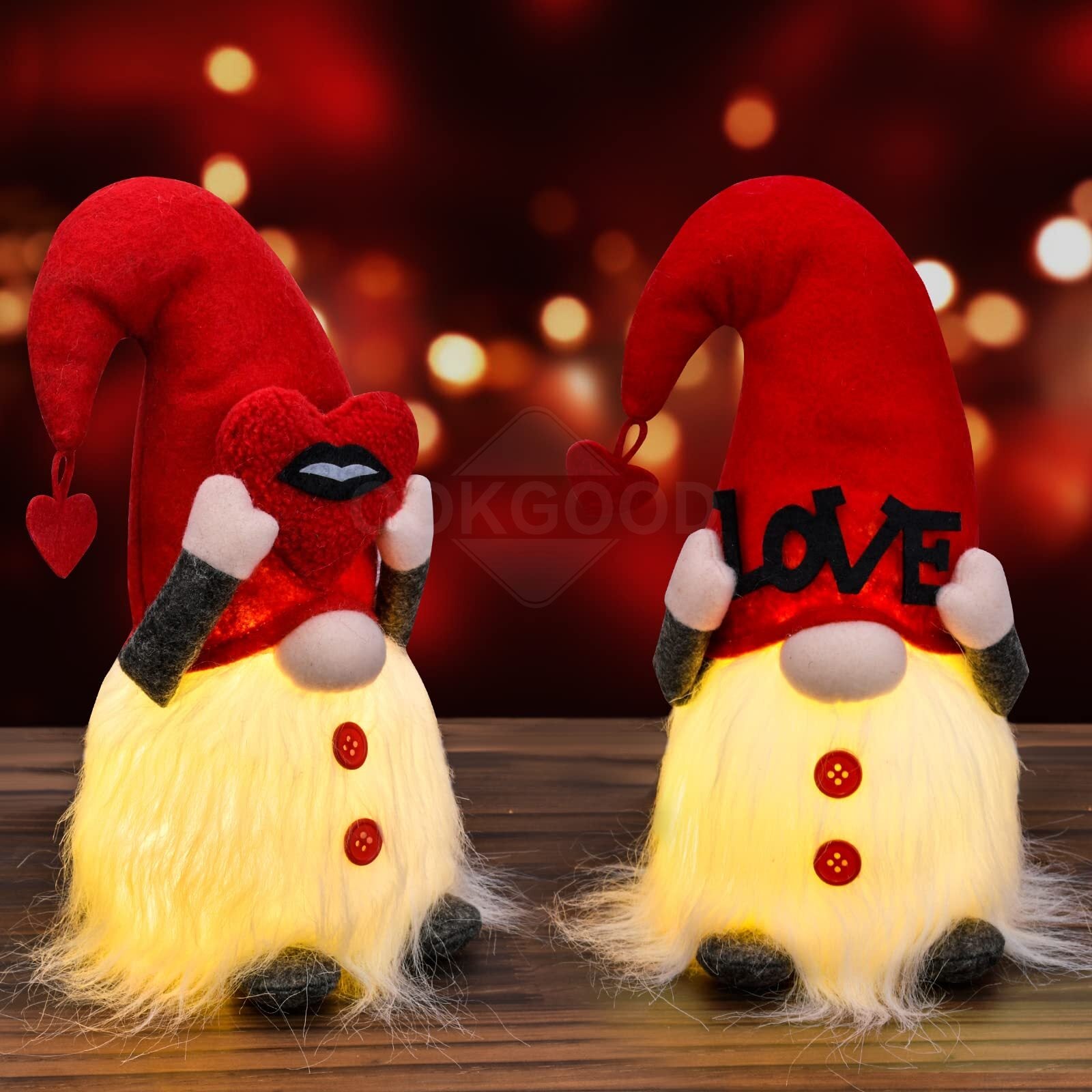 Loving Your Kiss - Adorable Gnome Couple With LED Lights